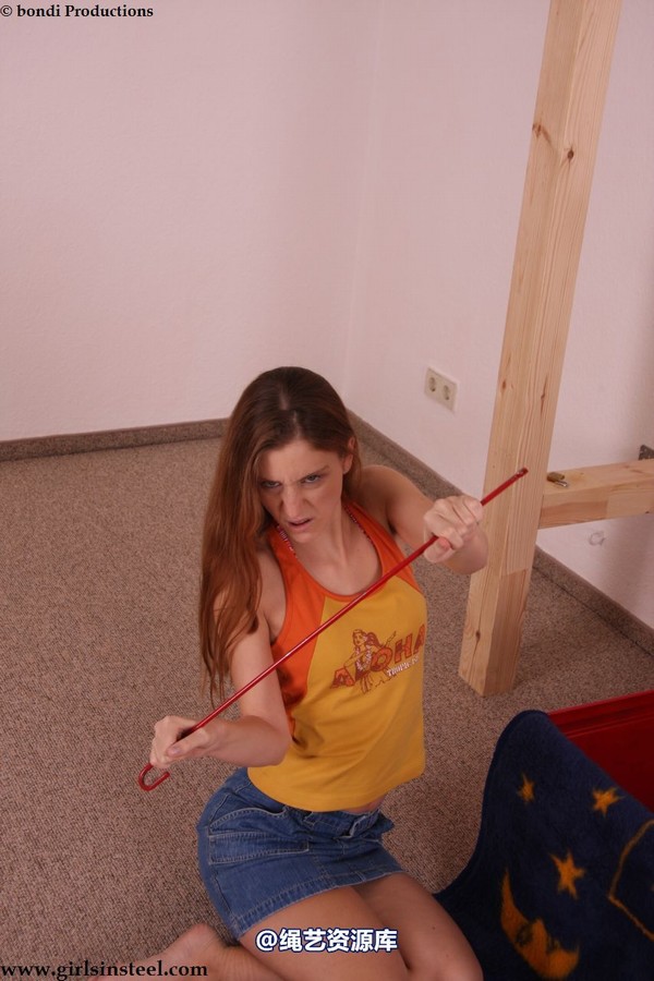 girlsinsteel - Sophia caged 第 65 张图片
