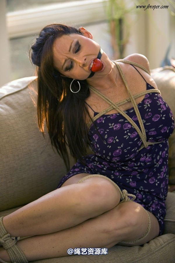 jbroper - Christina Carter 2009-5 第 50 张图片