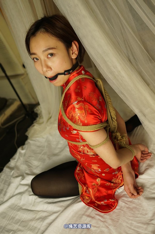 dk13美束馆 - 11.14-小仙儿红旗袍C-153P 第 131 张图片