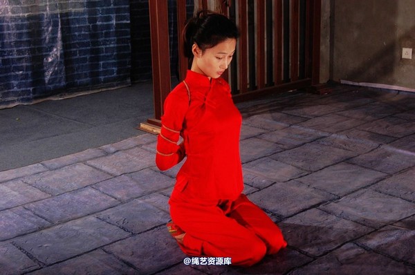 mj影视 - 倾心 玲珑女囚 第 215 张图片