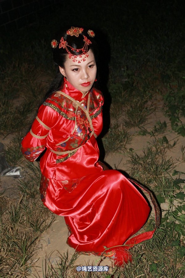 胜景山庄 - 294-绑个新娘子 第 31 张图片