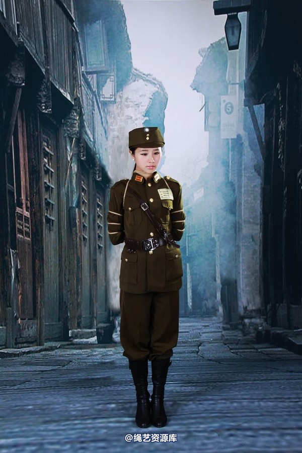 神艺缘 - 235-美式女制服 第 23 张图片