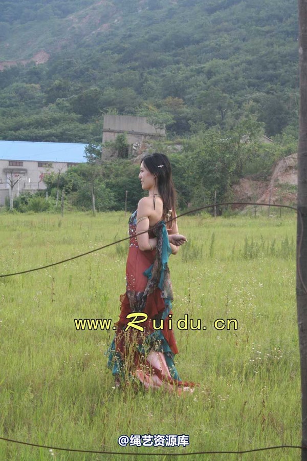 锐度主张 - 20070818第29期 宝宝草地漫舞图片 第 259 张图片