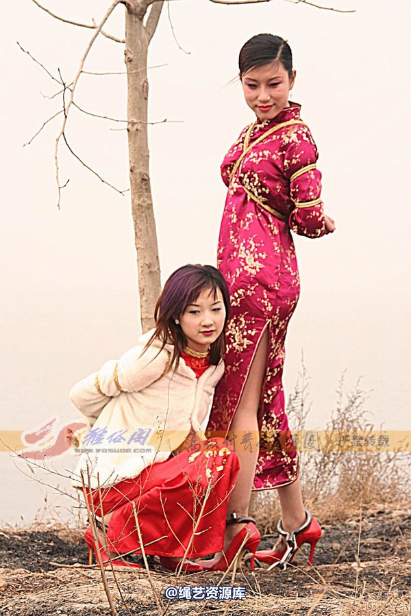雅俗阁 - 20060331新太行采风---雪儿、雅柔旗袍合拍 第 117 张图片