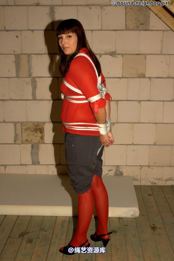 bound-neighbor-girl - Susan - Tied up in the Attic 1 第 19 张图片