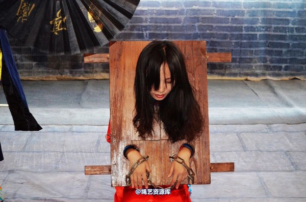 mj影视 - 血的代价梦境古大堂 女囚众生相2013-08-26 第 118 张图片