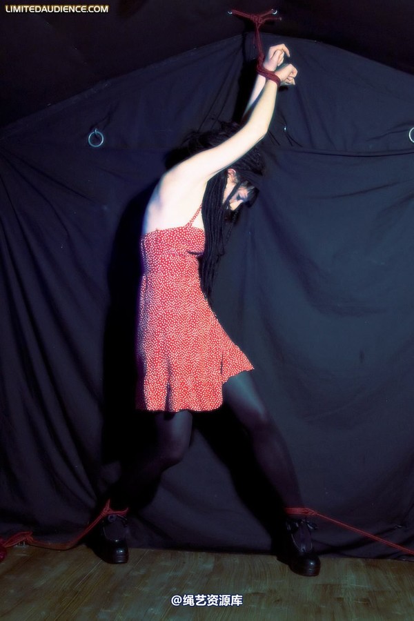 limitedaudience - 2009 lex eleven all alone 第 31 张图片