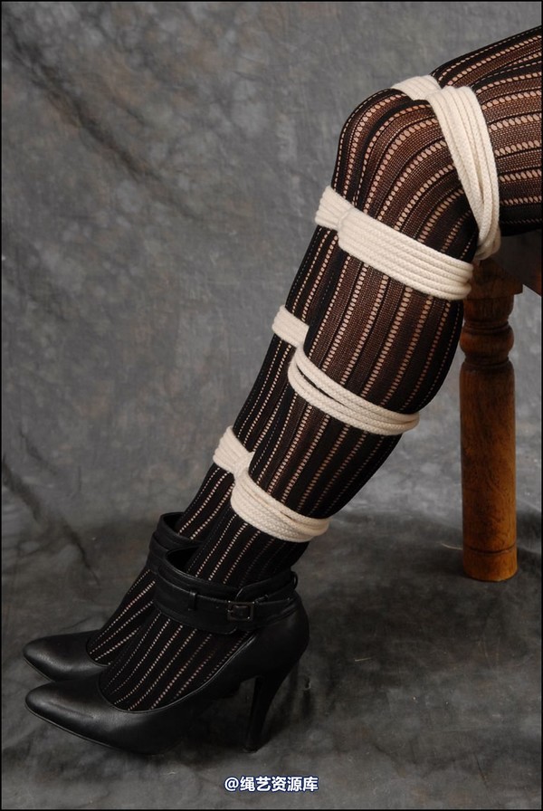 simplytied - Chair tight tie 第 21 张图片