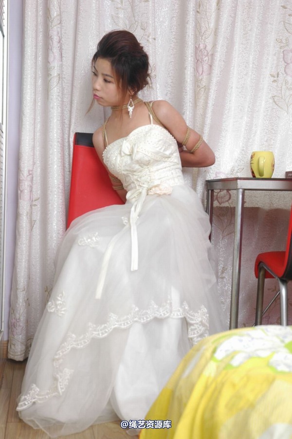 唯美之家 - 丽莎婚纱捆绑2010-7-8 第 115 张图片