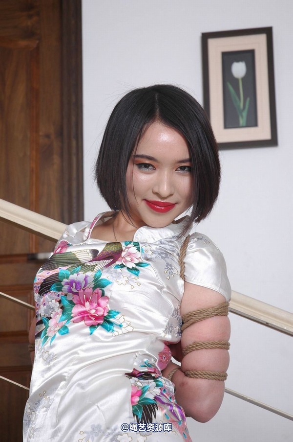 唯美之家 - 新模家欣旗袍装 第 40 张图片