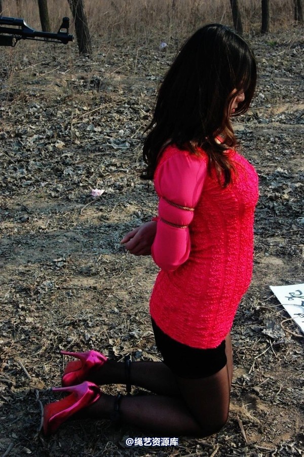 mj影视 - 2013-3-5陈沫踏青 黑丝美女最终的不归路 第 262 张图片