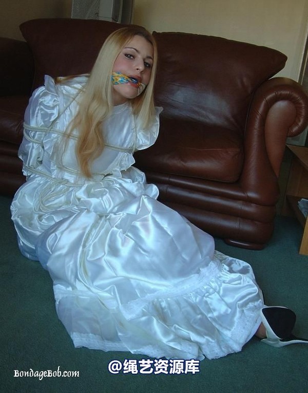 bondagebob - Linda Murray The wedding day 1 第 18 张图片