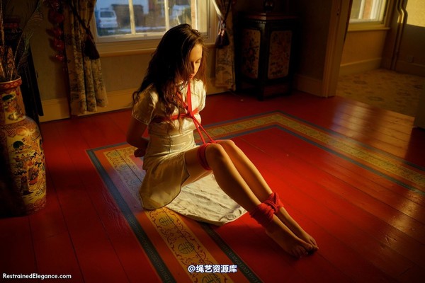 restrainedelegance - Everything You See Is For Sale 第 93 张图片
