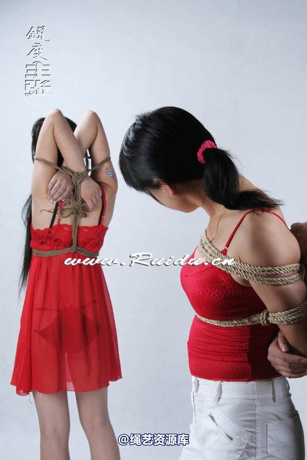 锐度主张 - 婷婷和嫣儿KB悬吊 第 378 张图片