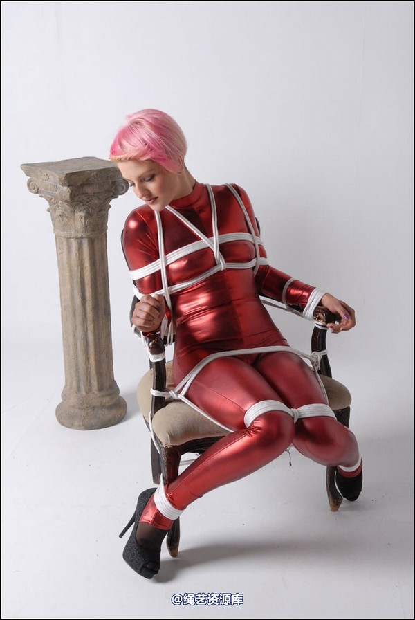 simplytied - RR in the Red 第 19 张图片