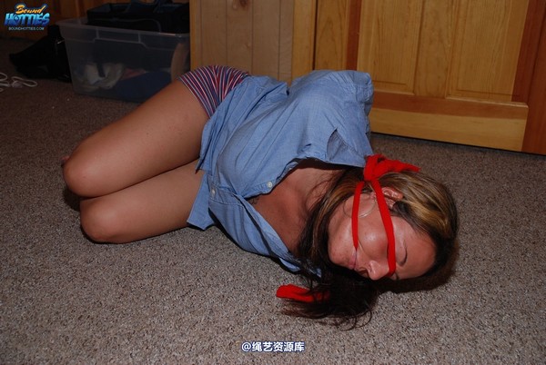 boundhotties - Angelina 4 第 31 张图片