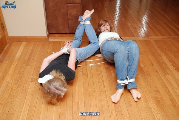 boundhotties - SKYLAR & SAMMY 第 22 张图片