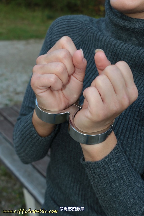 girlsinsteel - What can I do with legcuffs_ 第 79 张图片