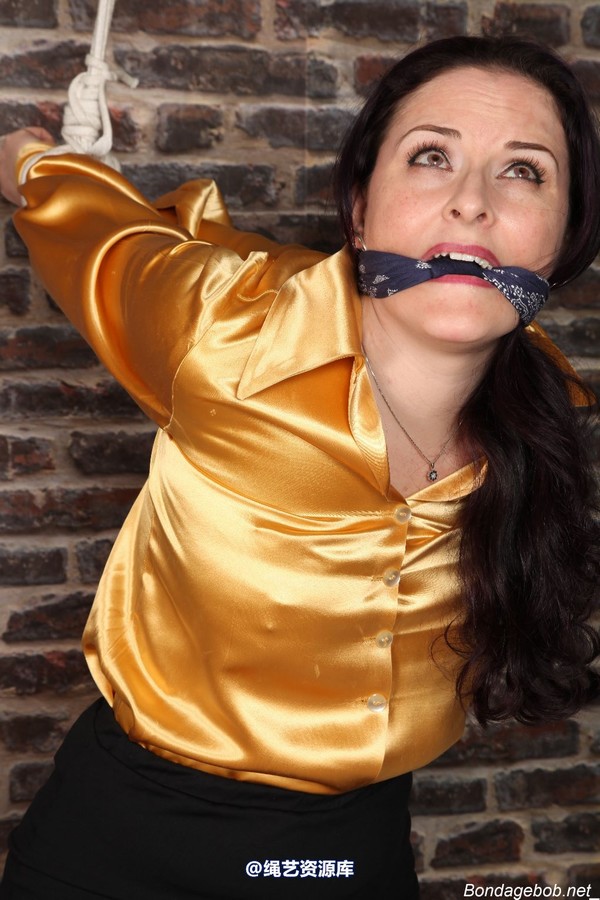 bondagebob - Caroline Pierce Taken to the garage 第 162 张图片
