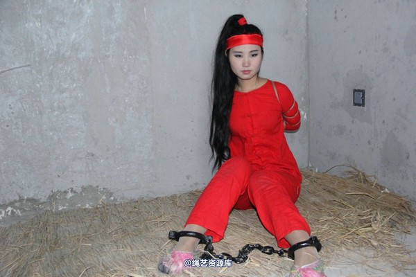 胜景山庄 - 223-盼盼红罪衣 第 13 张图片