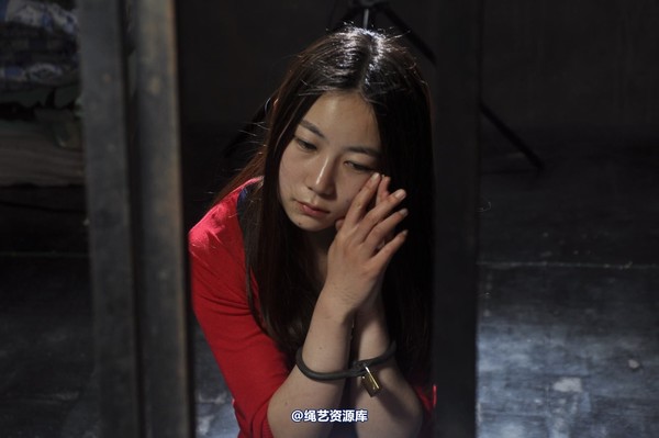 mj影视 - 车模梅晓雯 第 71 张图片