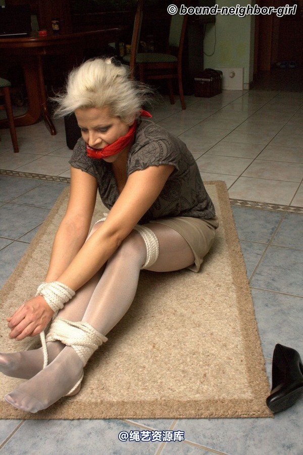 bound-neighbor-girl - Elena - Tied at home 2 第 53 张图片
