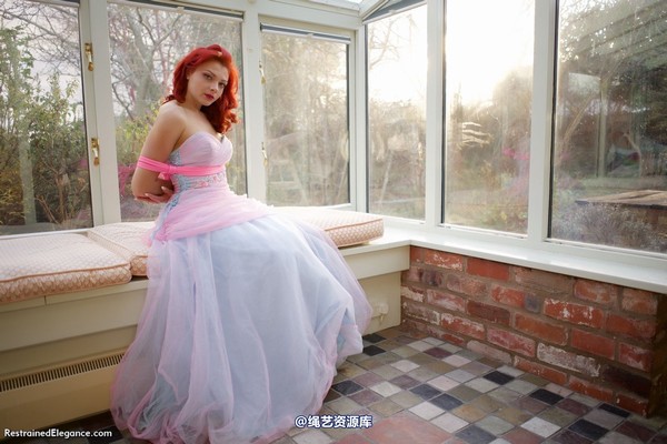 restrainedelegance - The Night Of The Ball 第 75 张图片