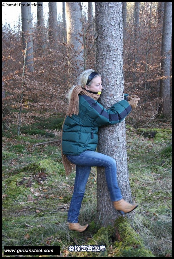 girlsinsteel - In the forest 第 41 张图片