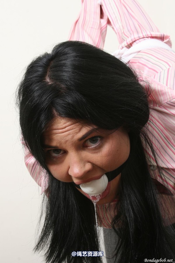 bondagebob - Monica Harris Drooling Strappado 第 62 张图片
