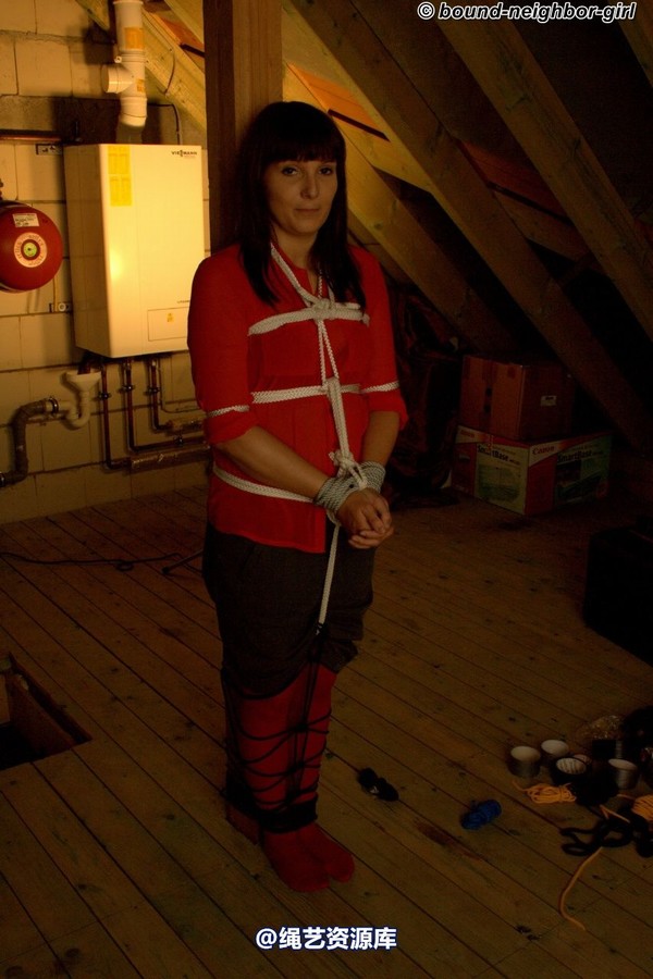 bound-neighbor-girl - Susan - Tied up in the Attic 2 第 17 张图片