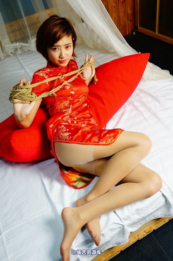 dk13美束馆 - 9.13-d小宝红旗袍-67P 第 28 张图片