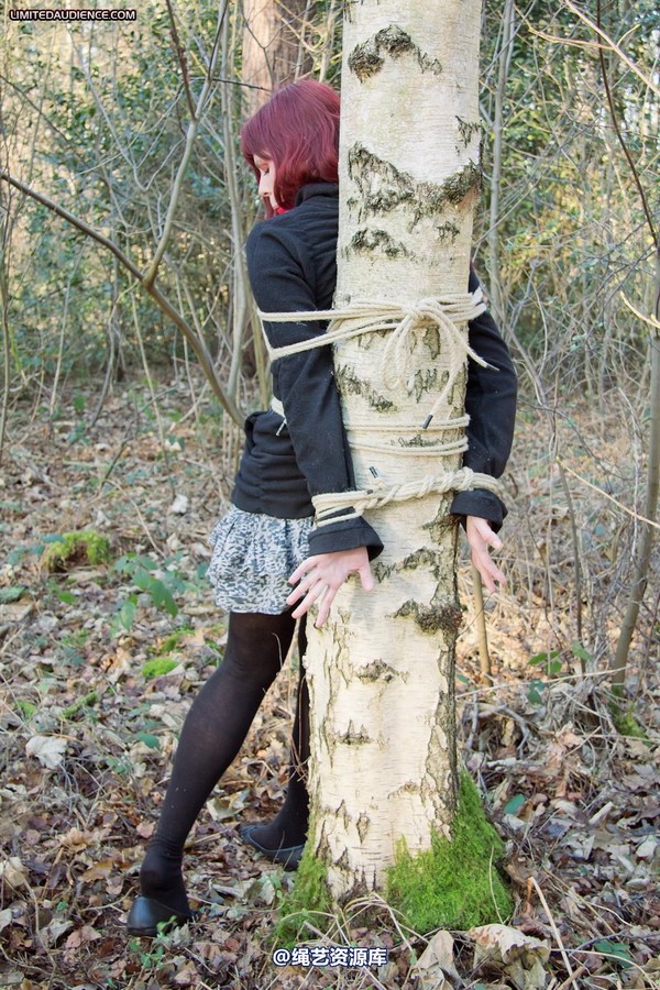 limitedaudience - 2012 scarlett stuck in the woods 第 38 张图片