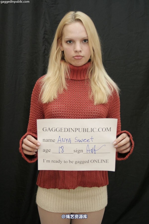 gaggedinpublic - gip017 第 2 张图片