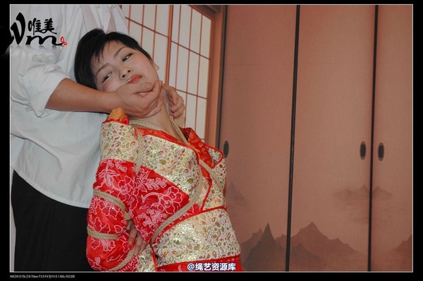 唯美之家 - 08-05-29盈盈汉服-护士装 第 81 张图片