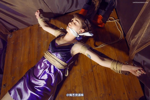 limitedaudience - 2014 fay on a cross 2 第 15 张图片