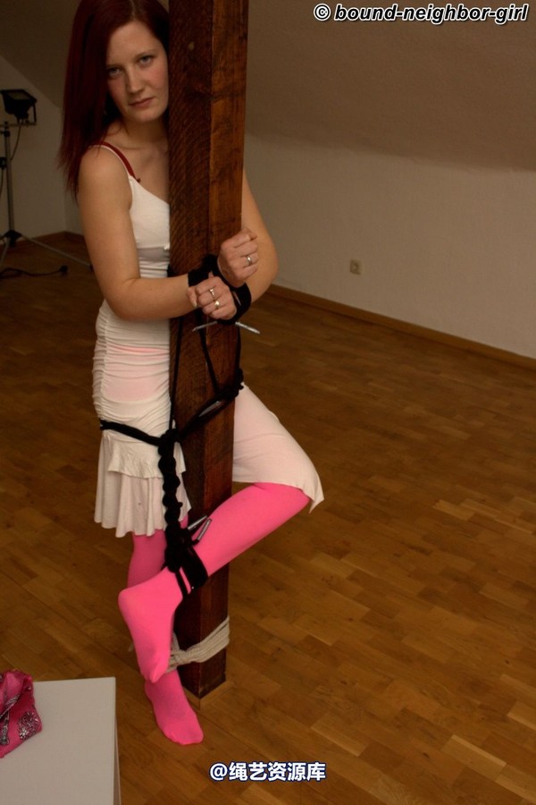 bound-neighbor-girl - Melina - Tied up in the office 4 第 51 张图片