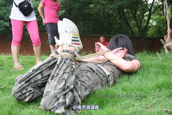 锐度主张 - 2009年第44期捆绑图（2009.8.31）模特：小爱 第 36 张图片