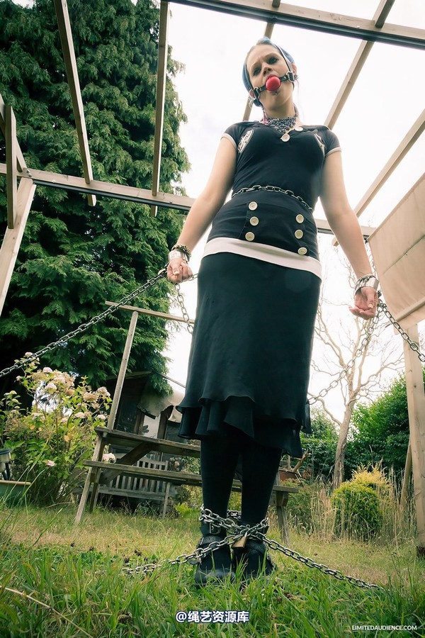 limitedaudience - 2014 beckykat chained 2 第 24 张图片