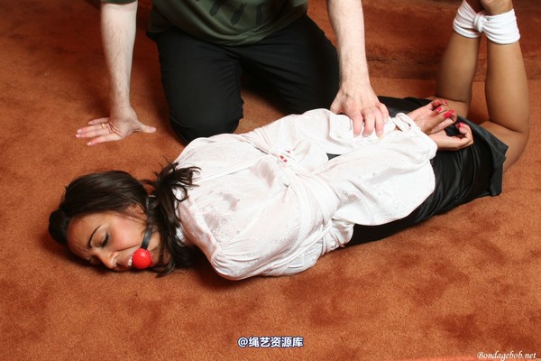 bondagebob - Fiona G Grabbed at home 第 96 张图片