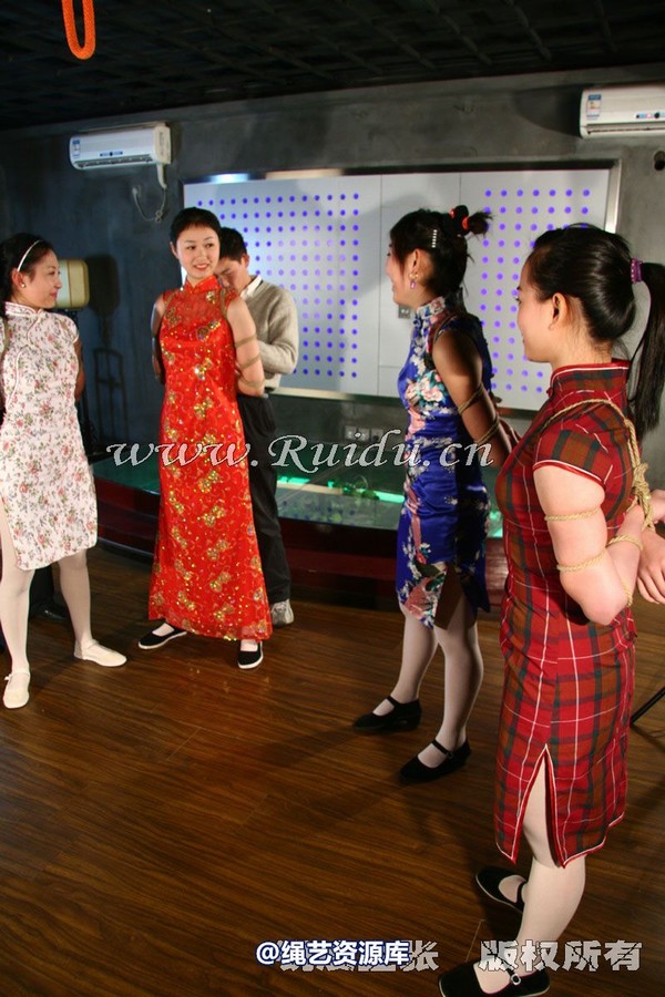 锐度主张 - 2009年第17期捆绑图（2009.4.7）模特：微微 莹儿 第 6 张图片