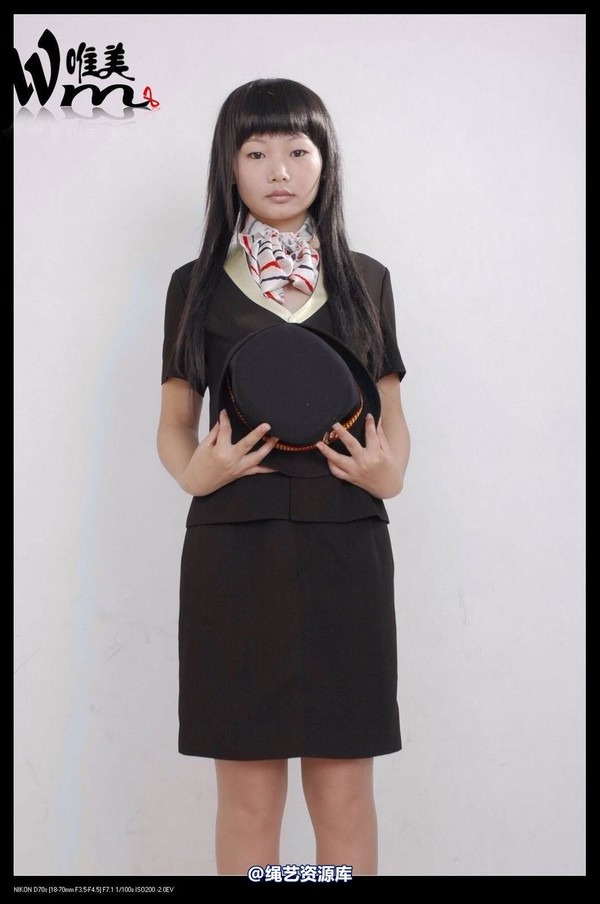 唯美之家 - 2009-6-15小双空姐服 第 34 张图片
