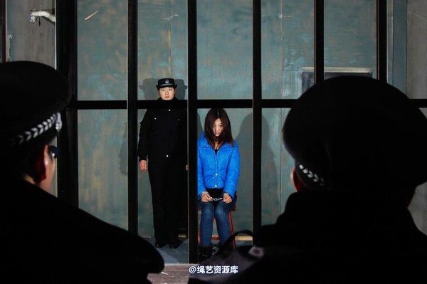 mj影视 - 故意杀人犯黄燕－绑赴刑场2013-03-28 第 130 张图片