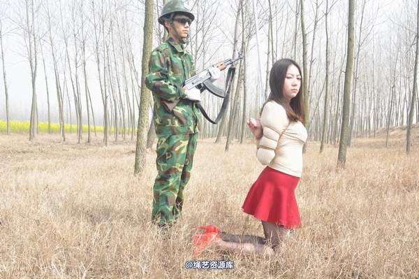mj影视 - 车模梅晓雯 第 160 张图片