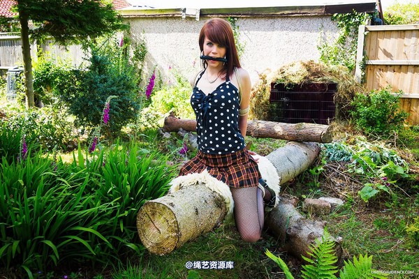 limitedaudience - 2013 luisa teetering on the edge 2 第 12 张图片