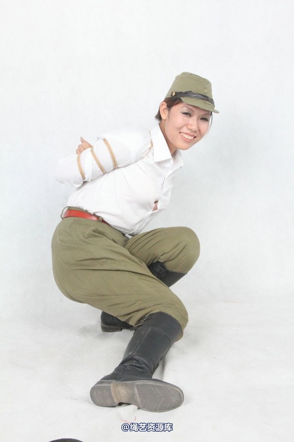 胜景山庄 - 196-绑个女鬼子 第 4 张图片