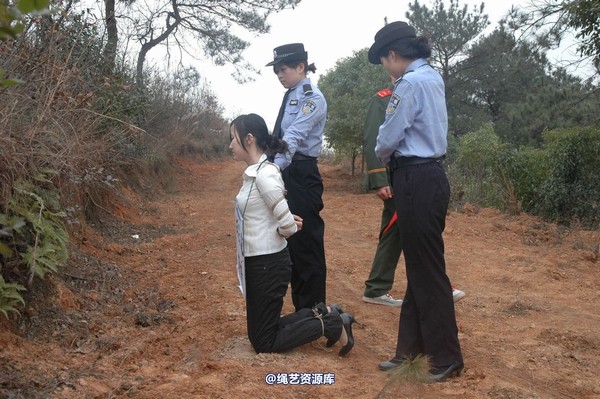 唯美之家 - 2010-1-26青灵下跪 第 32 张图片