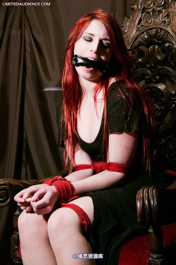 limitedaudience - 2011 ivory throne bound 2 第 9 张图片