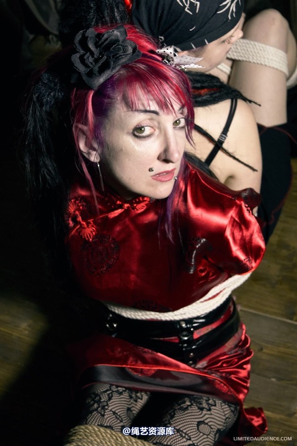 limitedaudience - 2012 beckykat loltaru back to back 第 5 张图片
