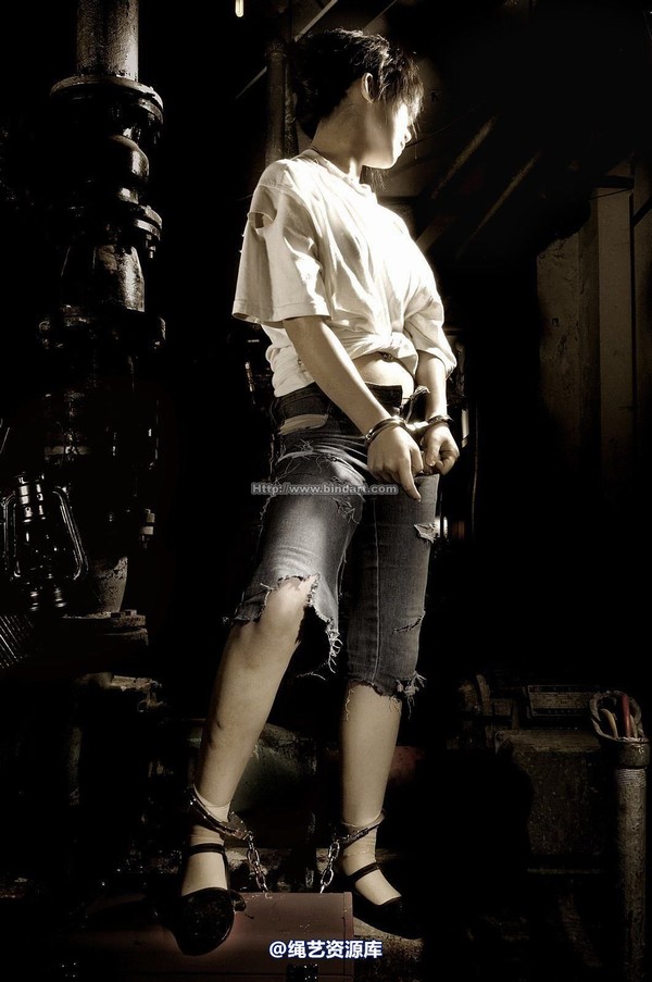 丽柜美束 - 2006-12-15 第 1 张图片