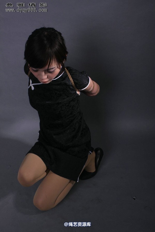 典雅倩影 - 063-美人美人笑可爱，琳花有意解留香 第 23 张图片